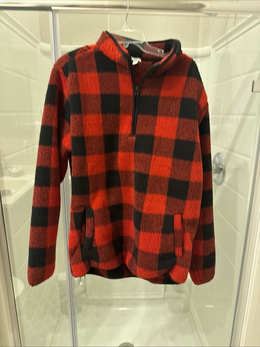 Red & Black Buffalo Plaid Fleece Pullover Jacket